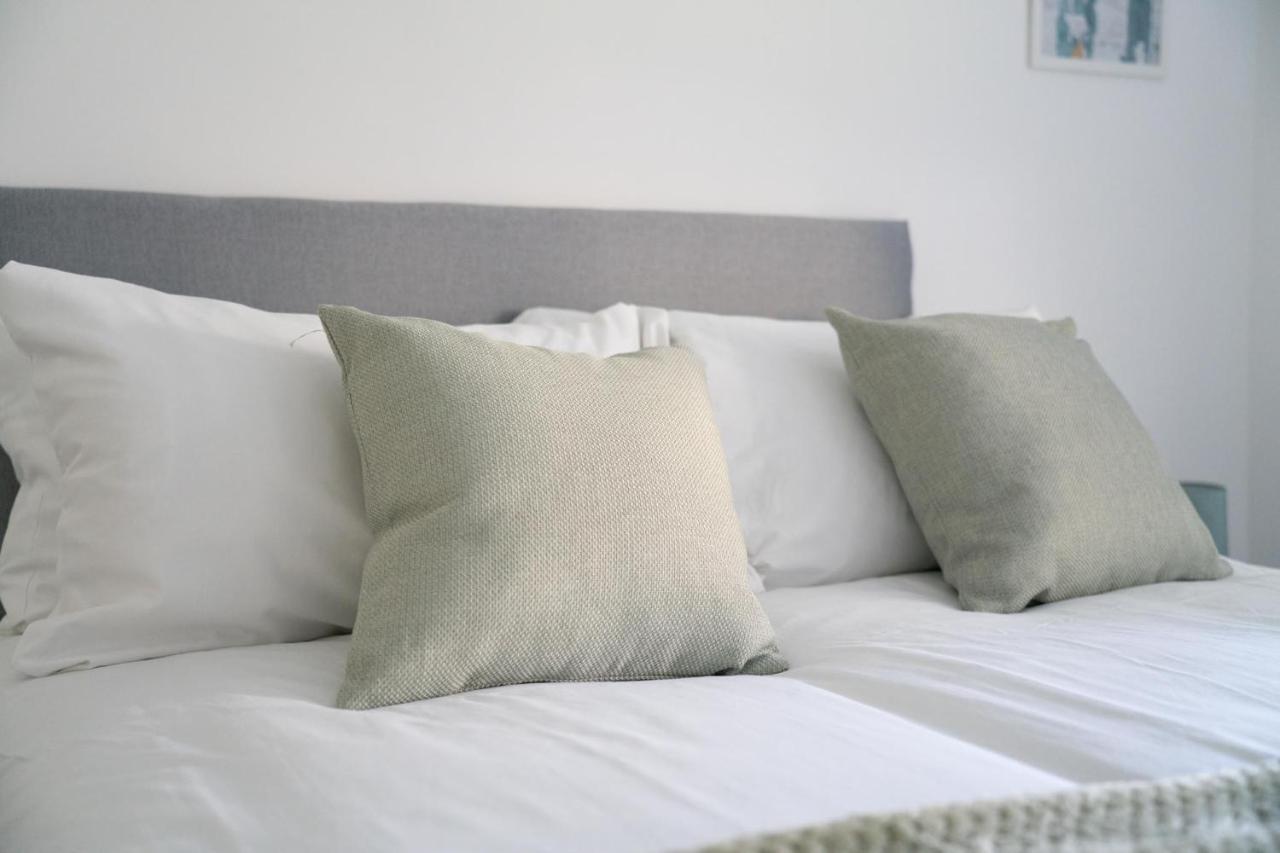 Apartment Deedes Airdrie