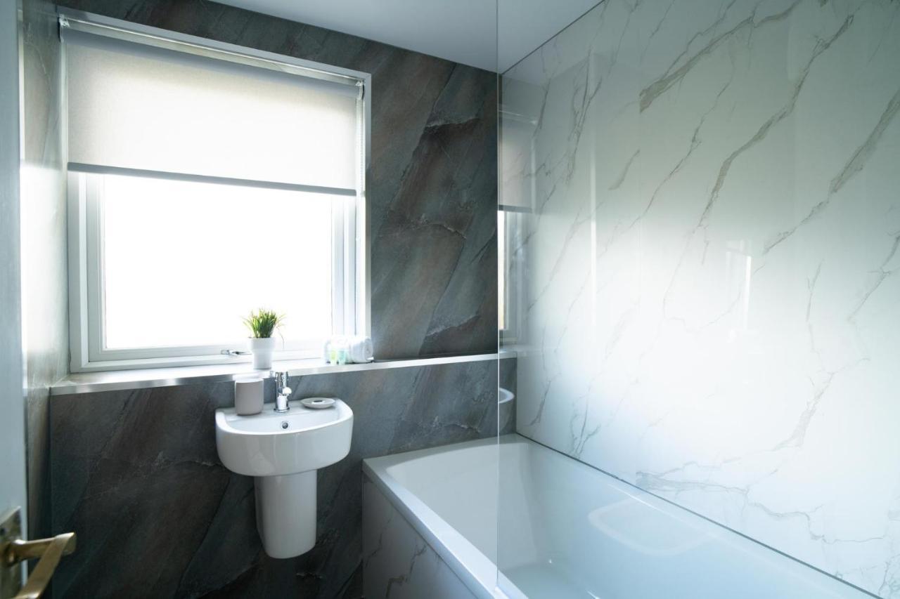 Apartment Deedes Airdrie